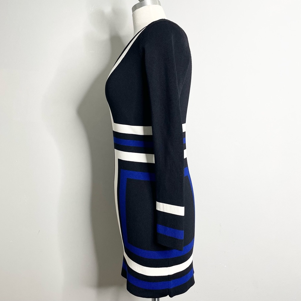 SOLD‼️ INC INTERNATIONAL CONCEPTS Long Sleeve V-Neck Mini Dress - Picture 2 of 6
